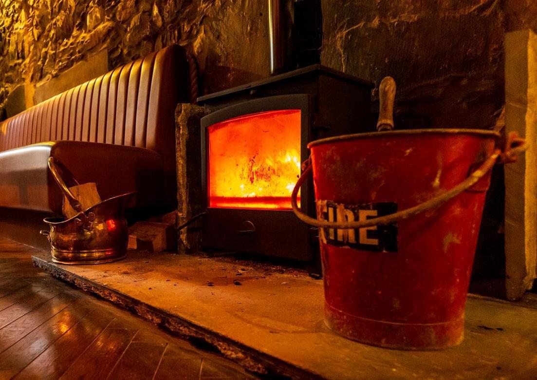 The Whisky Vaults 호텔 오반 외부 사진