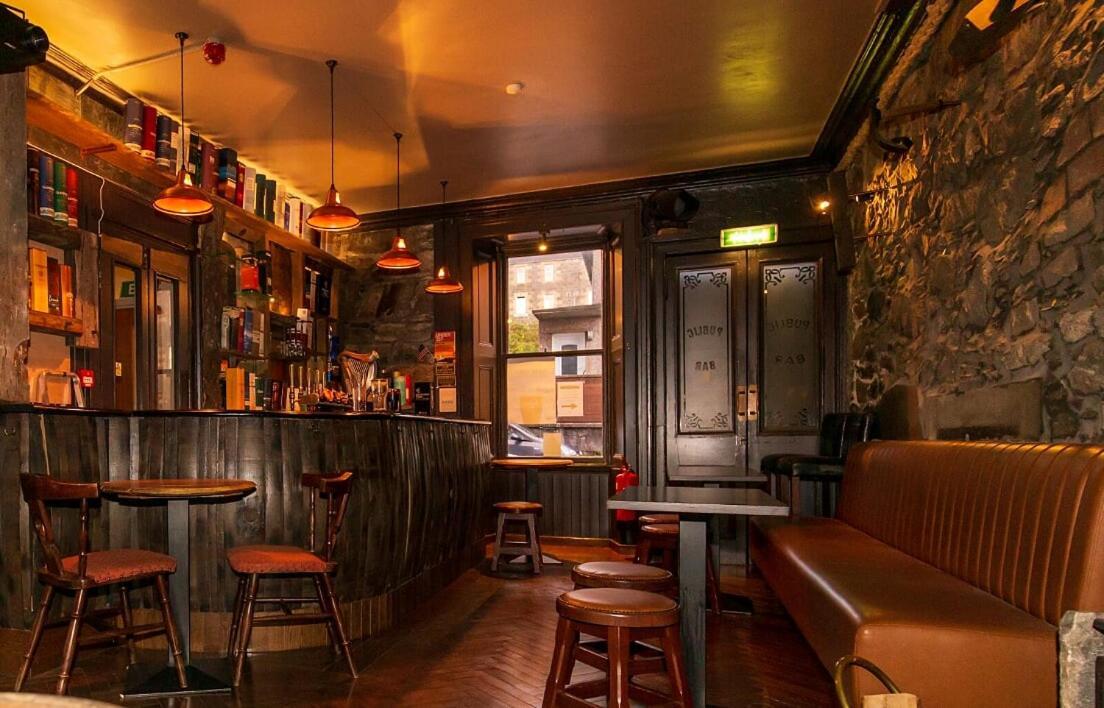 The Whisky Vaults 호텔 오반 외부 사진
