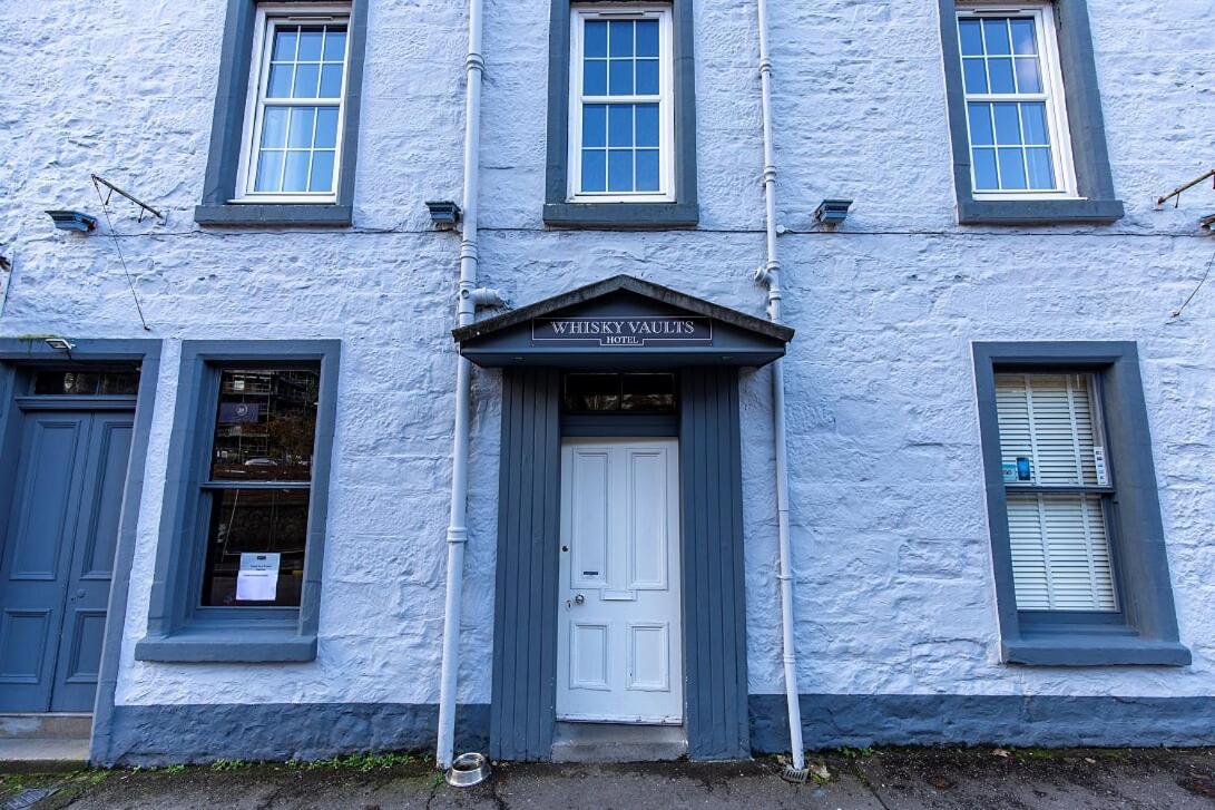 The Whisky Vaults 호텔 오반 외부 사진